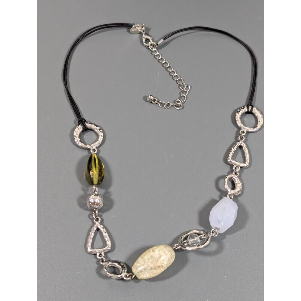 Lia Sophia Green Glass Hammered Silver Tone Triangle Cord Necklace 21 in - Picture 2 of 9